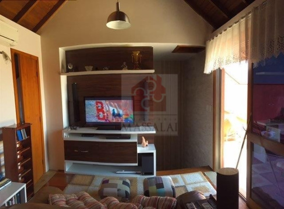 Imagem Casa com 4 Quartos à Venda, 382 m² em Cristal - Porto Alegre Imagem Casa com 4 Quartos à Venda, 382 m² em Cristal - Porto Alegre