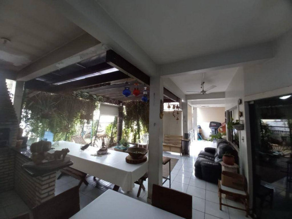 Imagem Casa à Venda, em Cuiabá Imagem Casa à Venda, em Cuiabá