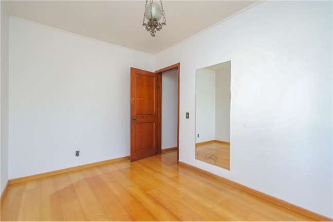 Imagem Apartamento com 3 Quartos à Venda, 135 m² em Higienópolis - Porto Alegre Imagem Apartamento com 3 Quartos à Venda, 135 m² em Higienópolis - Porto Alegre