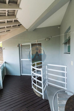 Imagem Casa com 3 Quartos à Venda, em Ponta Grossa - Ubatuba Imagem Casa com 3 Quartos à Venda, em Ponta Grossa - Ubatuba