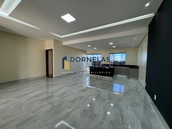 Casa com 3 Quartos à Venda, 220 m² em Setor Habitacional Arniqueira (águas Claras) - Brasília