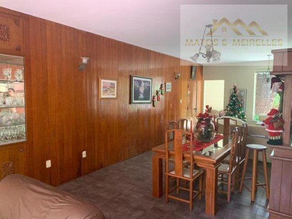 Casa com 4 Quartos à Venda, 585 m² em Fátima - Fortaleza