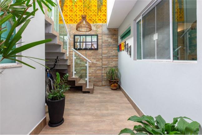 Imagem Casa com 3 Quartos à Venda, 180 m² em Parque Residencial Júlia - São Paulo