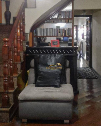 Imagem Sobrado com 3 Quartos à Venda, 169 m² em Cidade Patriarca - São Paulo