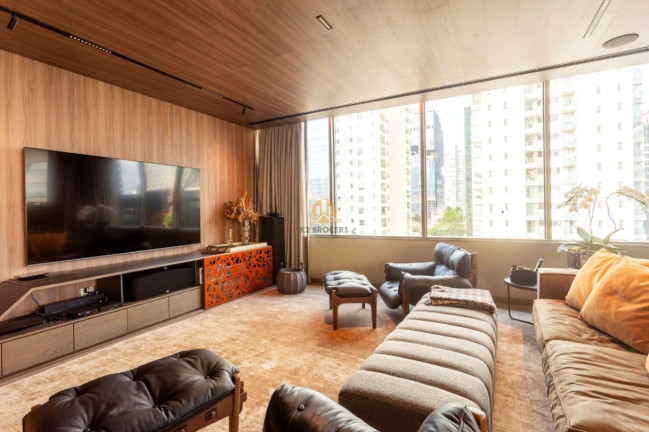Imagem Imóvel com 4 Quartos à Venda, 570 m² em Itaim Bibi - São Paulo