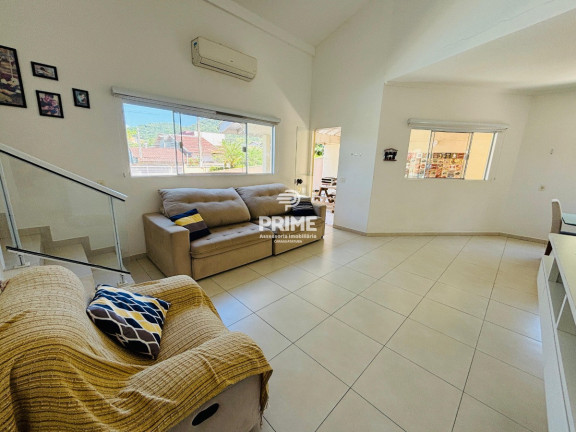 Imagem Casa com 3 Quartos à Venda, 186 m² em Cidade Jardim - Caraguatatuba