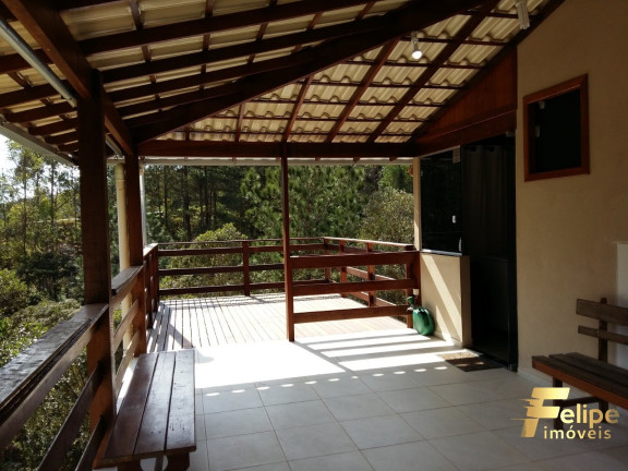 Imagem Casa com 4 Quartos à Venda, 270 m² em Domingos Martins - Domingos Martins