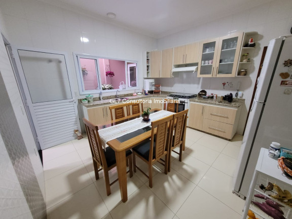 Sobrado com 4 Quartos à Venda,  em Jardim Umuarama - Indaiatuba