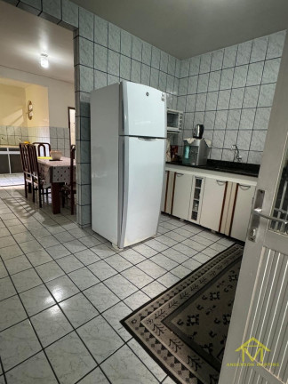 Imagem Casa com 5 Quartos à Venda, 280 m² em Santa Mônica - Vila Velha Imagem Casa com 5 Quartos à Venda, 280 m² em Santa Mônica - Vila Velha