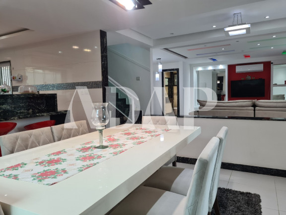 Imagem Casa com 4 Quartos à Venda, 450 m² em Vargem Pequena - Rio De Janeiro
