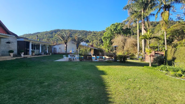 Imagem Casa com 2 Quartos à Venda, 269 m² em Albuquerque - Teresópolis Imagem Casa com 2 Quartos à Venda, 269 m² em Albuquerque - Teresópolis