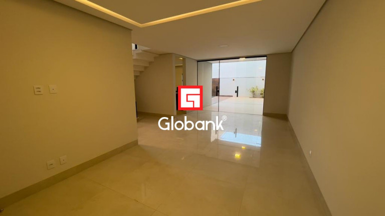 Imagem Sobrado com 3 Quartos à Venda, 220 m² em Ibituruna - Montes Claros Imagem Sobrado com 3 Quartos à Venda, 220 m² em Ibituruna - Montes Claros