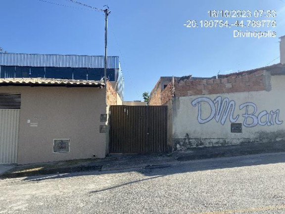 Imagem Casa com 3 Quartos à Venda, 141 m² em Centro - Carmo Do Cajuru Imagem Casa com 3 Quartos à Venda, 141 m² em Centro - Carmo Do Cajuru