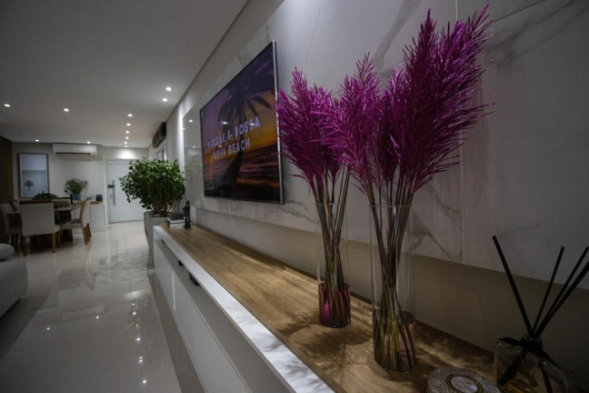 Imagem Apartamento com 4 Quartos à Venda, 213 m² em Canto Do Forte - Praia Grande