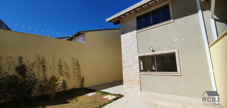 Imagem Casa com 3 Quartos à Venda, em São Pedro - Esmeraldas Imagem Casa com 3 Quartos à Venda, em São Pedro - Esmeraldas