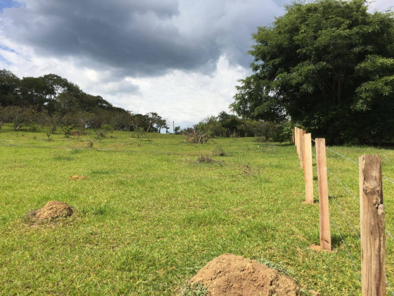 Imagem Chácara à Venda, 20 m² em Agudo Dos Frias - Bragança Paulista Imagem Chácara à Venda, 20 m² em Agudo Dos Frias - Bragança Paulista