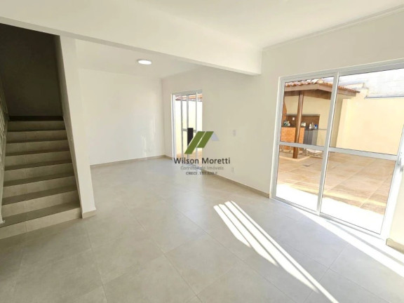 Imagem Casa de Condomínio com 3 Quartos à Venda, 129 m²