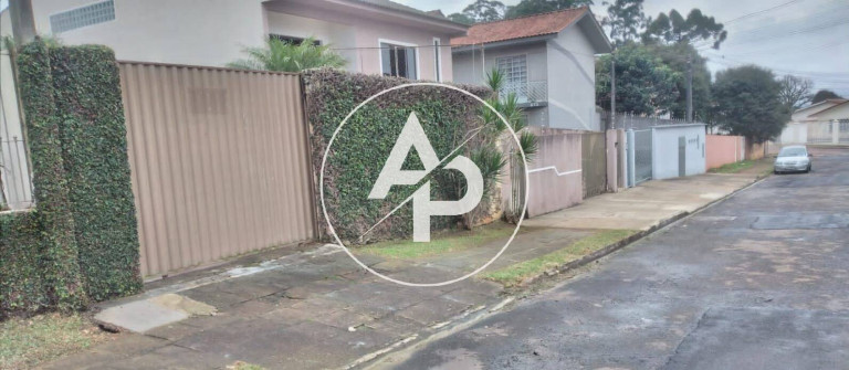 Imagem Casa com 3 Quartos à Venda, 270 m² em Uvaranas - Ponta Grossa