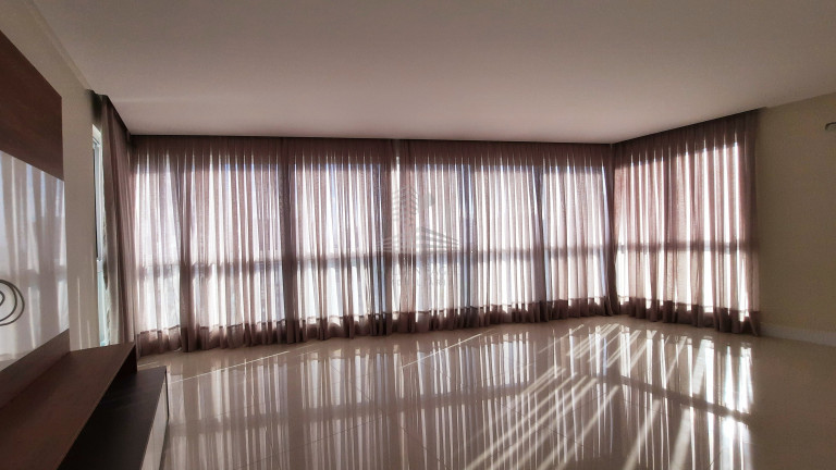 Imagem Apartamento com 4 Quartos à Venda, 165 m² em Fazenda - Itajaí Imagem Apartamento com 4 Quartos à Venda, 165 m² em Fazenda - Itajaí