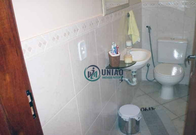 Imagem Casa com 4 Quartos à Venda, 150 m² em Maria Paula - Niterói Imagem Casa com 4 Quartos à Venda, 150 m² em Maria Paula - Niterói