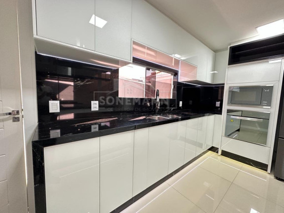 Imagem Casa com 3 Quartos à Venda, 206 m² em Cidade Universitária Pedra Branca - Palhoça