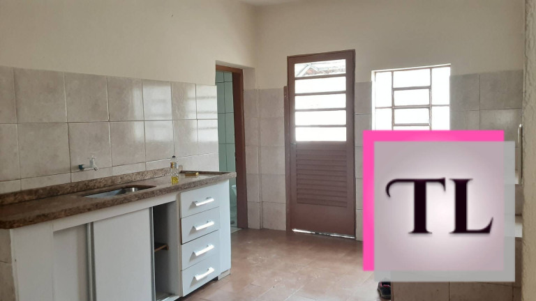Imagem Casa com 3 Quartos para Alugar, 100 m² em Centro - Poços De Caldas Imagem Casa com 3 Quartos para Alugar, 100 m² em Centro - Poços De Caldas
