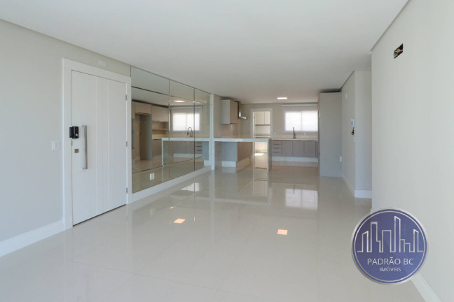 Imagem Apartamento com 3 Quartos para Alugar, 139 m² em Centro - Balneário Camboriú Imagem Apartamento com 3 Quartos para Alugar, 139 m² em Centro - Balneário Camboriú