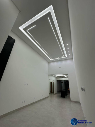 Imagem Casa com 3 Quartos à Venda, 270 m² em Setor Três Marias - Goiânia Imagem Casa com 3 Quartos à Venda, 270 m² em Setor Três Marias - Goiânia
