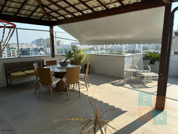 Imagem Apartamento com 4 Quartos à Venda, 222 m² em Freguesia (jacarepaguá) - Rio De Janeiro