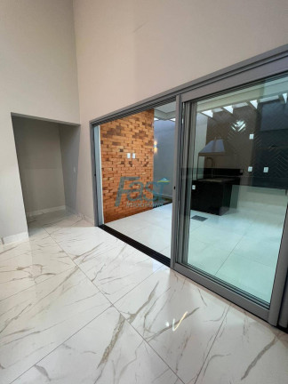 Imagem Casa de Condomínio com 3 Quartos à Venda, 250 m² em Condomínio Primor Das Torres - Cuiabá Imagem Casa de Condomínio com 3 Quartos à Venda, 250 m² em Condomínio Primor Das Torres - Cuiabá