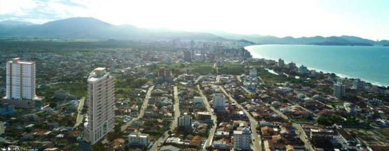 Imagem Apartamento com 4 Quartos à Venda, 143 m² em Perequê - Porto Belo
