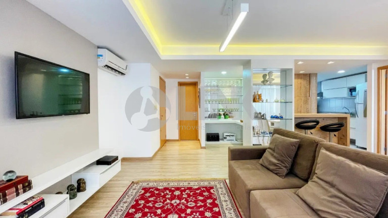 Imagem Apartamento com 3 Quartos à Venda, 105 m² em Passo Da Areia - Porto Alegre
