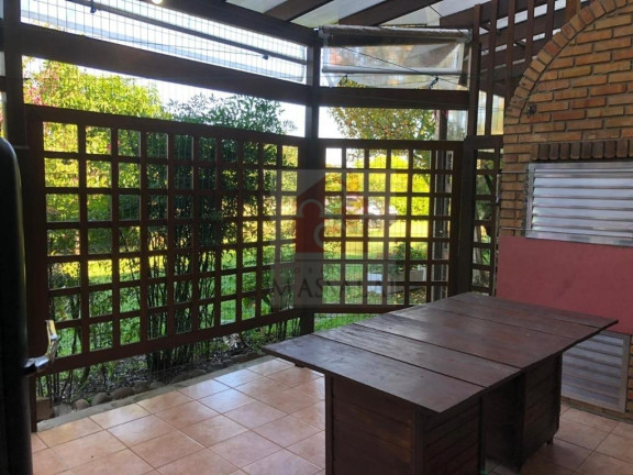 Imagem Casa com 3 Quartos à Venda, 139 m² em Cavalhada - Porto Alegre Imagem Casa com 3 Quartos à Venda, 139 m² em Cavalhada - Porto Alegre