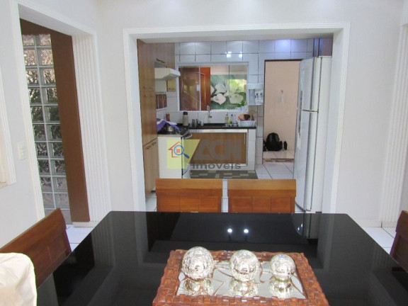 Imagem Casa com 4 Quartos à Venda, 220 m² em Jardim Santana - Hortolândia