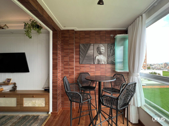 Imagem Apartamento com 2 Quartos à Venda, 67 m² em Estreito - Florianópolis