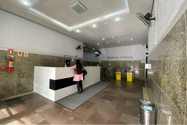 Imagem Sala Comercial à Venda, 40 m² em Centro Histórico - Porto Alegre Imagem Sala Comercial à Venda, 40 m² em Centro Histórico - Porto Alegre