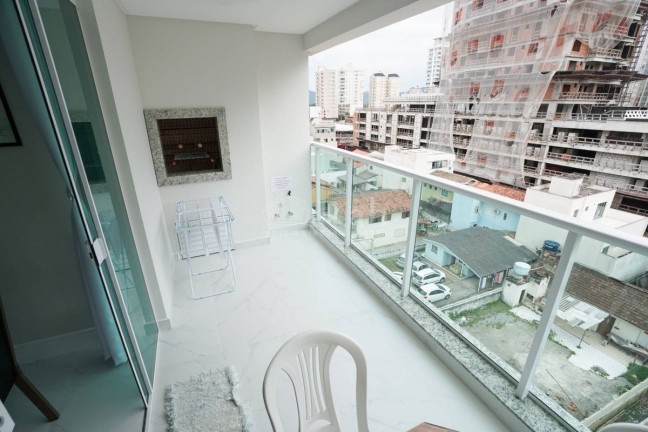 Imagem Apartamento com 2 Quartos à Venda, 135 m² em Meia Praia - Itapema