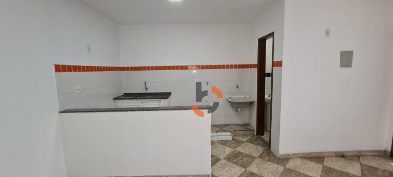 Imagem Kitnet com 1 Quarto para Alugar, 30 m² em Moqueta - Nova Iguaçu