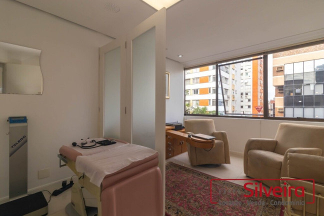 Imagem Sala Comercial à Venda, 55 m² em Rio Branco - Porto Alegre Imagem Sala Comercial à Venda, 55 m² em Rio Branco - Porto Alegre