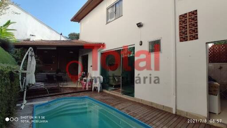 Imagem Casa com 3 Quartos à Venda, 245 m² em Santa Helena - Coronel Fabriciano Imagem Casa com 3 Quartos à Venda, 245 m² em Santa Helena - Coronel Fabriciano