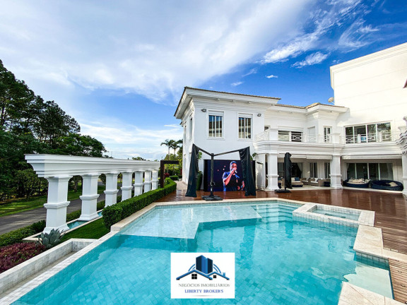 Imagem Casa com 7 Quartos à Venda, 1.600 m² Imagem Casa com 7 Quartos à Venda, 1.600 m²