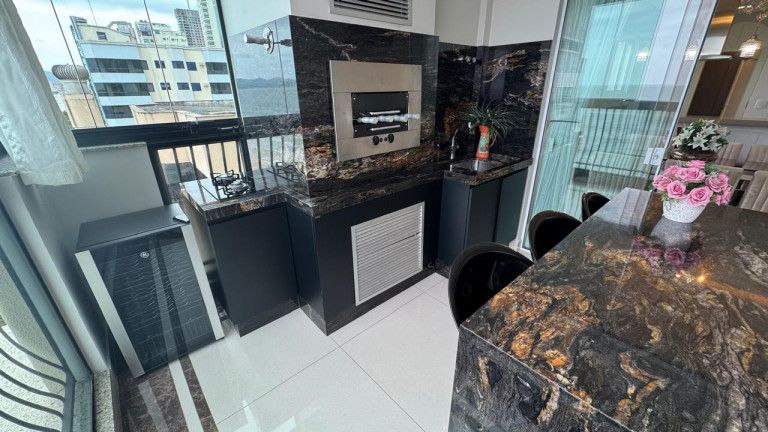 Imagem Apartamento com 4 Quartos à Venda, 157 m² em Meia Praia - Itapema Imagem Apartamento com 4 Quartos à Venda, 157 m² em Meia Praia - Itapema