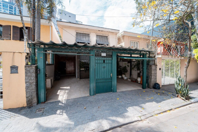 Casa à Venda, 210 m² em Jardim Das Acácias - São Paulo