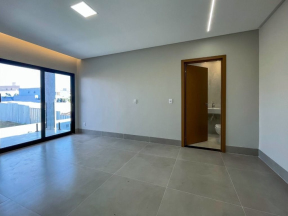 Imagem Sobrado com 4 Quartos à Venda, 268 m² em Jardins Capri - Senador Canedo Imagem Sobrado com 4 Quartos à Venda, 268 m² em Jardins Capri - Senador Canedo