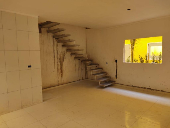 Imagem Sobrado com 2 Quartos à Venda, 72 m² em Suarão - Itanhaém Imagem Sobrado com 2 Quartos à Venda, 72 m² em Suarão - Itanhaém