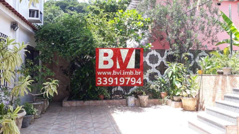 Imagem Casa com 5 Quartos à Venda, 210 m² em Vila Kosmos - Rio De Janeiro