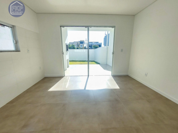 Imagem Casa com 3 Quartos à Venda, 129 m² em Cachoeira Do Bom Jesus - Florianópolis