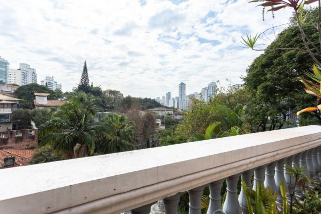 Imagem Casa com 4 Quartos à Venda, 560 m² em Pacaembu - São Paulo Imagem Casa com 4 Quartos à Venda, 560 m² em Pacaembu - São Paulo