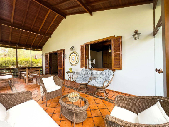 Imagem Casa com 4 Quartos à Venda, 600 m² em Albuquerque - Teresópolis Imagem Casa com 4 Quartos à Venda, 600 m² em Albuquerque - Teresópolis