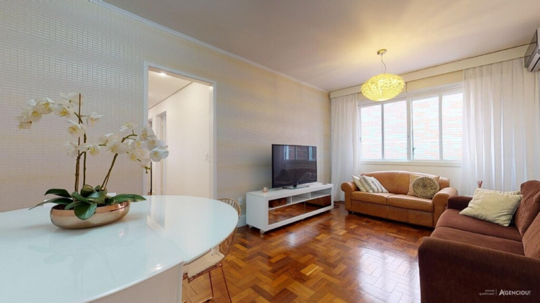 Imagem Imóvel com 3 Quartos à Venda, 122 m² em Auxiliadora - Porto Alegre Imagem Imóvel com 3 Quartos à Venda, 122 m² em Auxiliadora - Porto Alegre